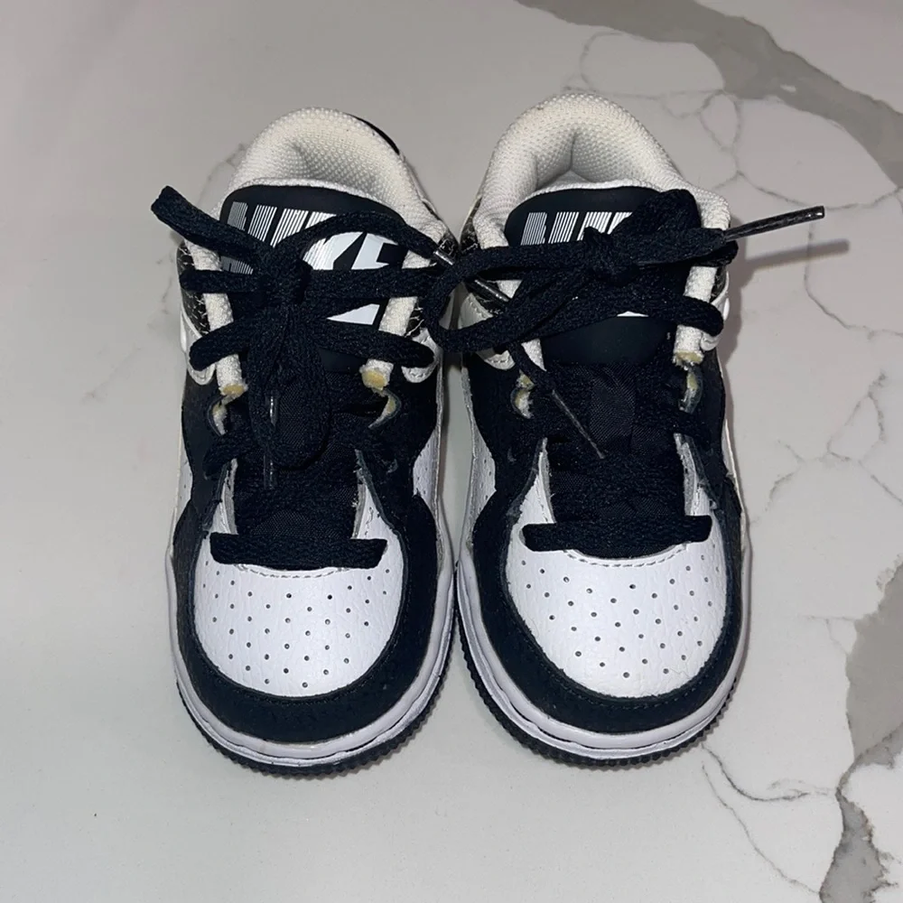 Nike Black and White Sneakers
